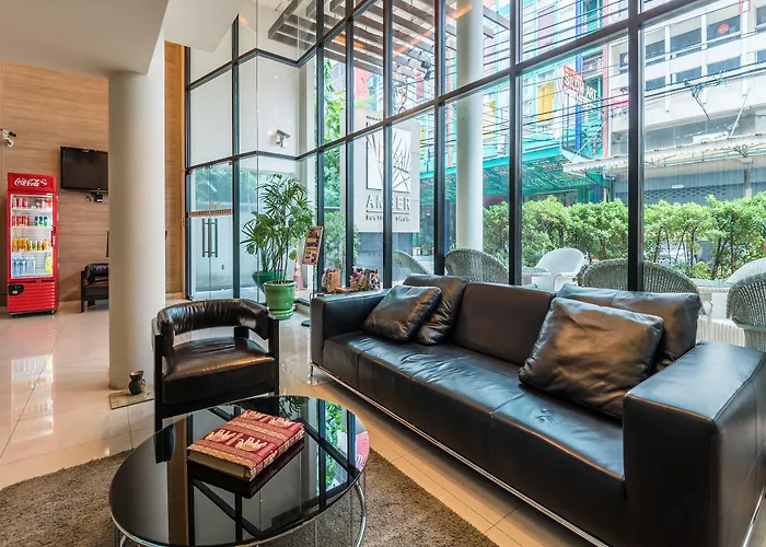 Amber Boutique Silom Hotel 3*