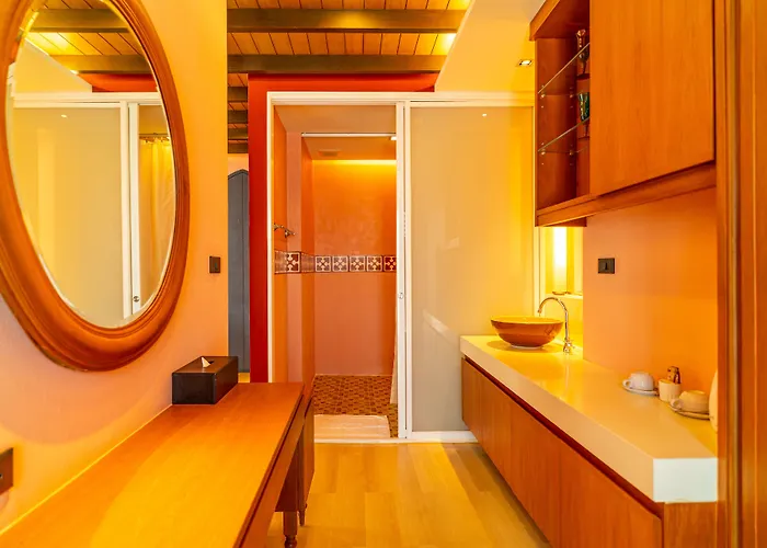 Amber Boutique Silom Hotel